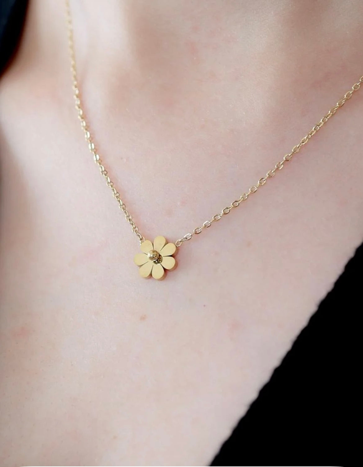 Golden Daisy Charm Necklace