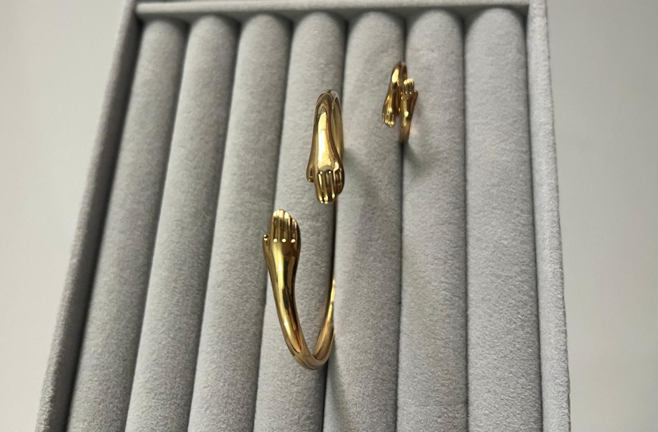 Magical Hug Bangle Bracelet and Ring Combo
