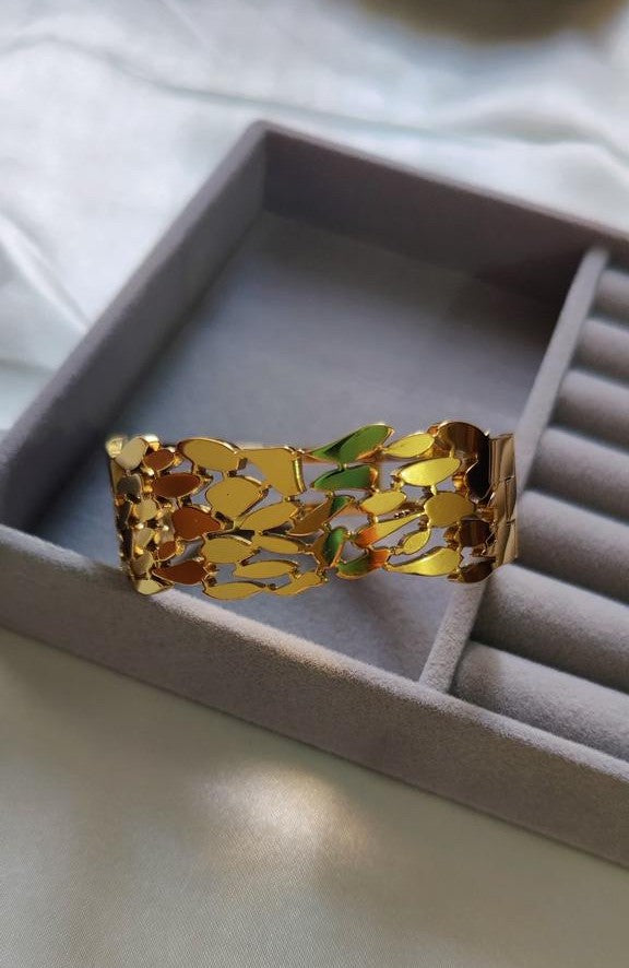 Golden Shiny Scale Bangle Bracelet
