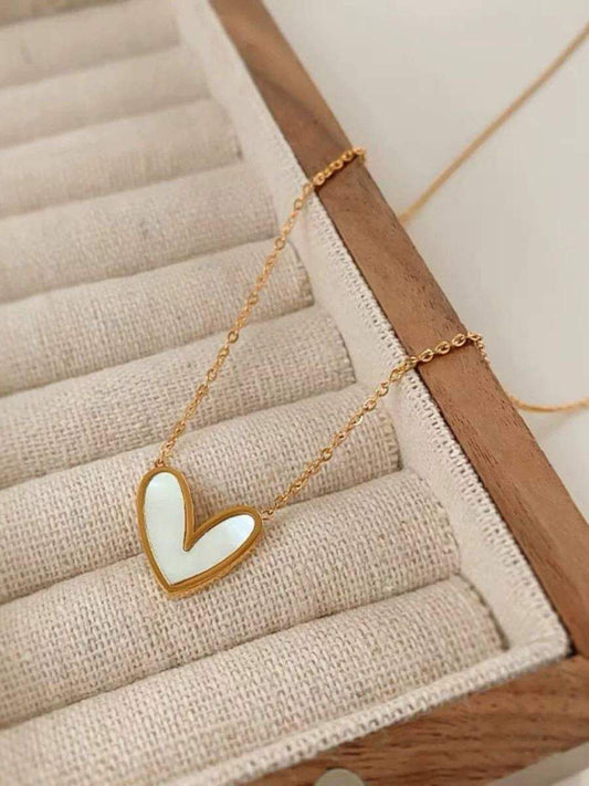 White Heart Acrylic Pendant Necklace