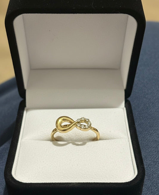 Stoned Infinity Ring
