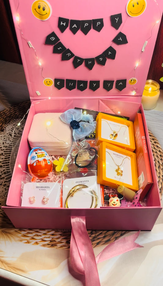 The Luxe Glam Hamper for her