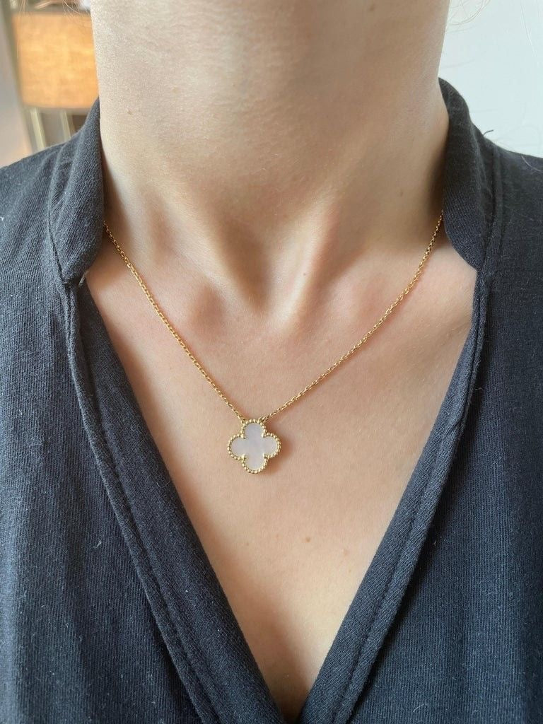 Black and White Reversible Clove Necklace