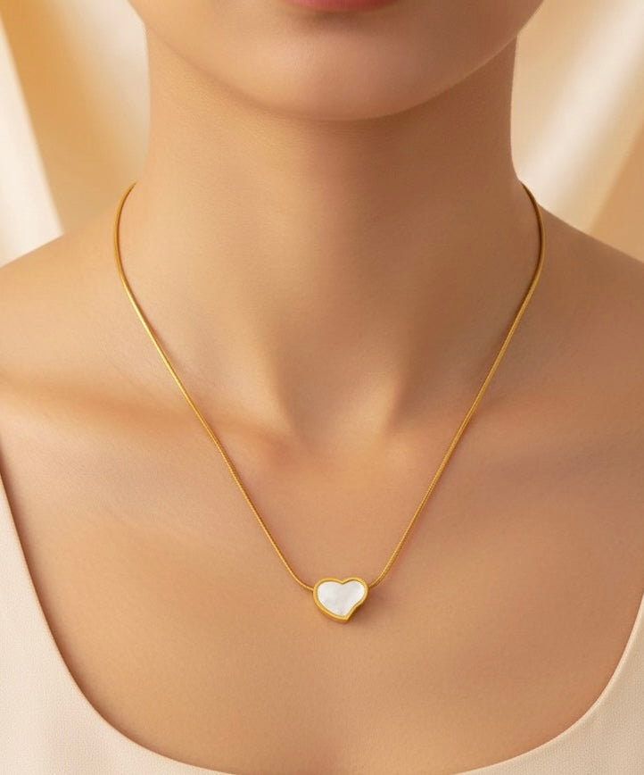 Tiny Black Heart Pendant Necklace