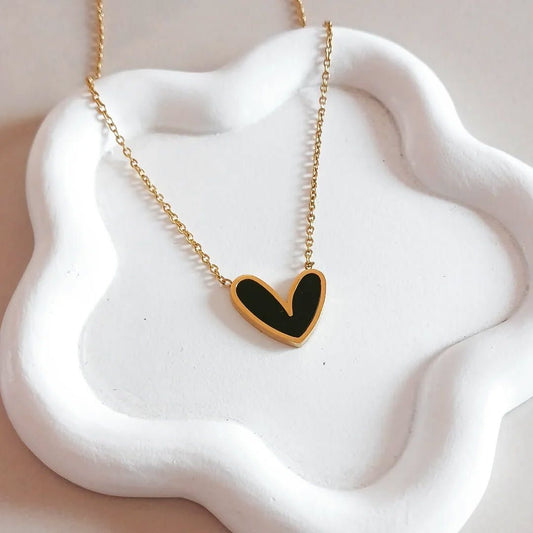 Black Heart Acrylic Pendant Necklace