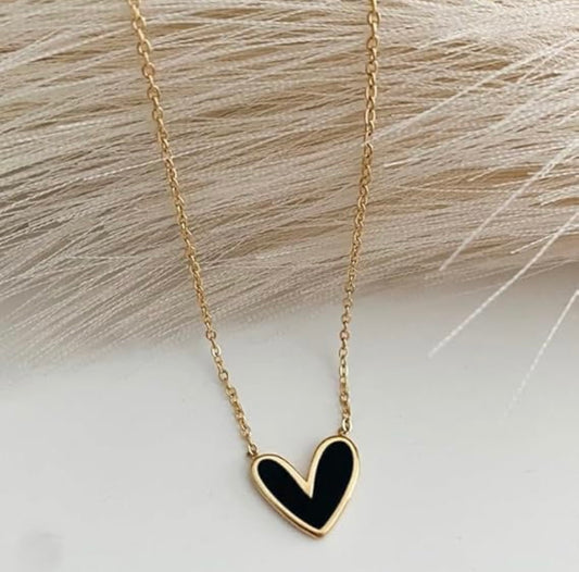 Black Heart Acrylic Pendant Necklace