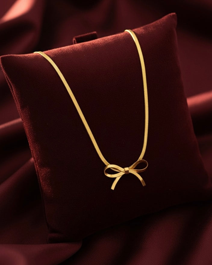 Snake Chain Twisted Bow Necklace