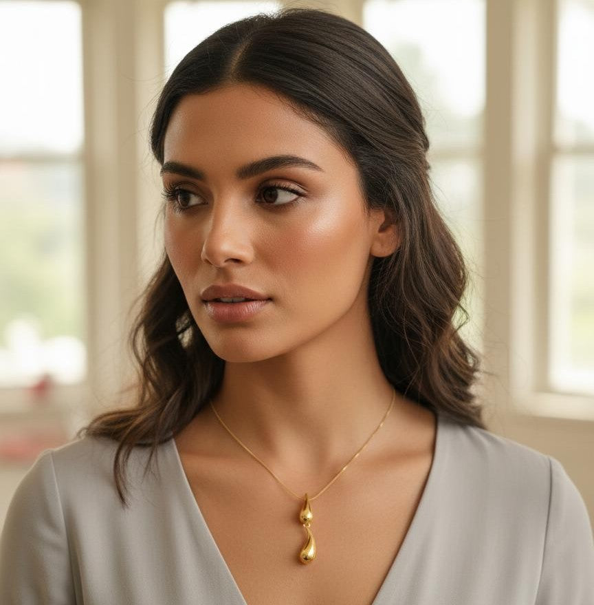 Gold Teardrop Necklace