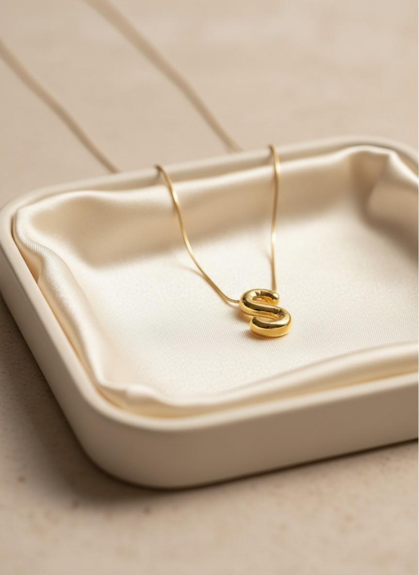 Letter Initial 'S' Gold Pendant Chain