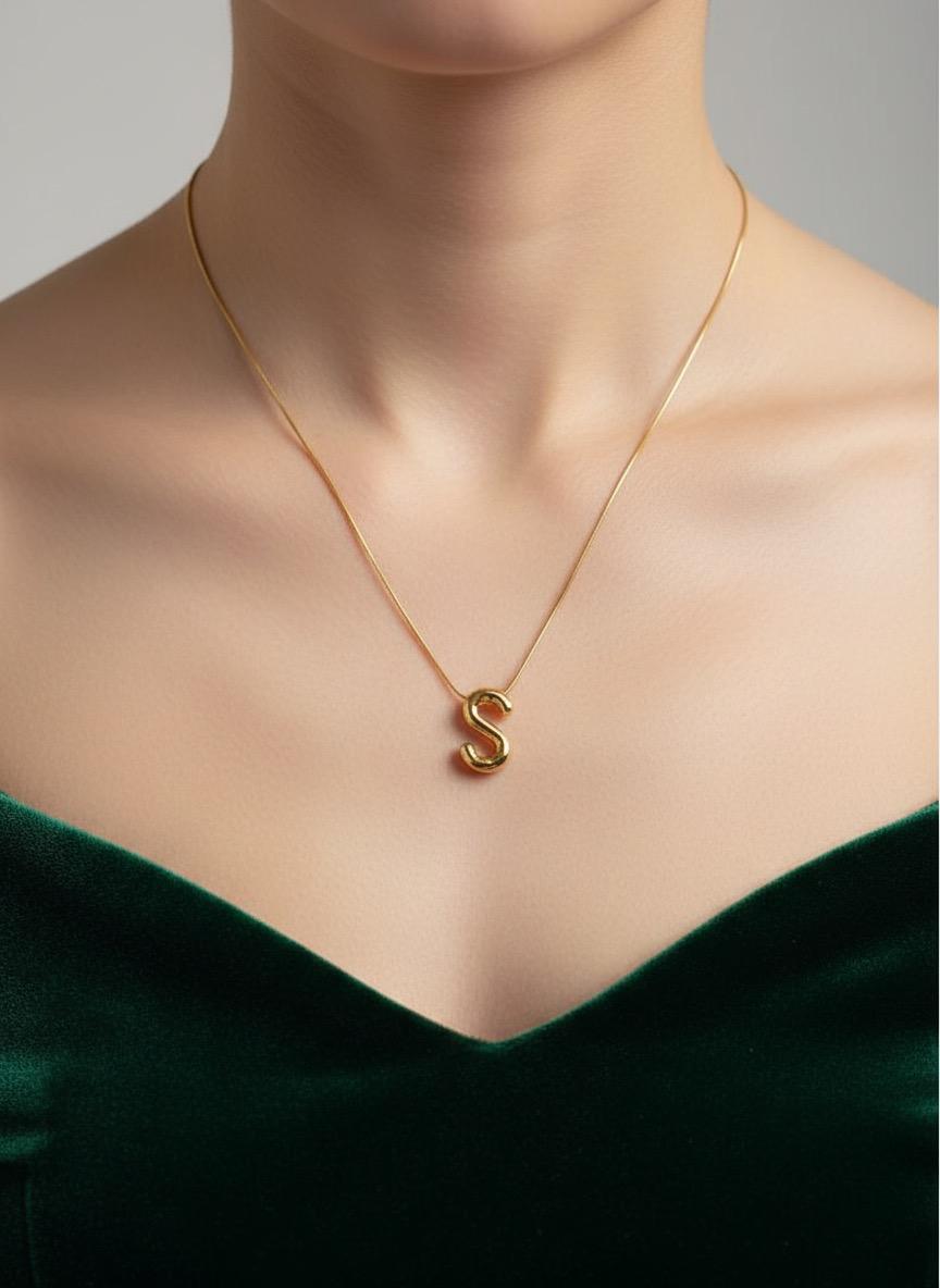 Letter Initial 'S' Gold Pendant Chain