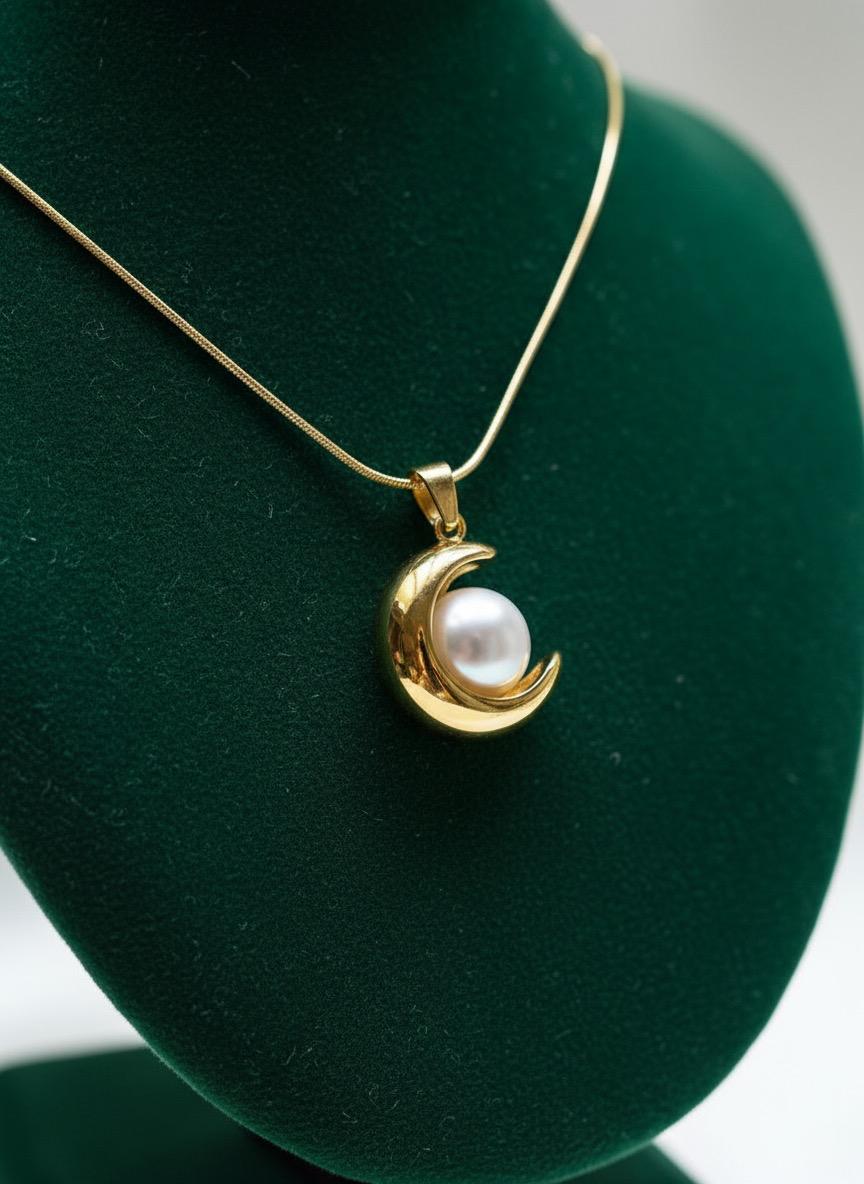 Half Moon Pearl Pendant Necklace