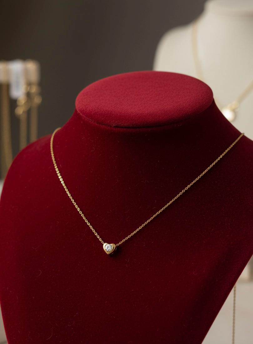 Tiny Heart of Stone Chain