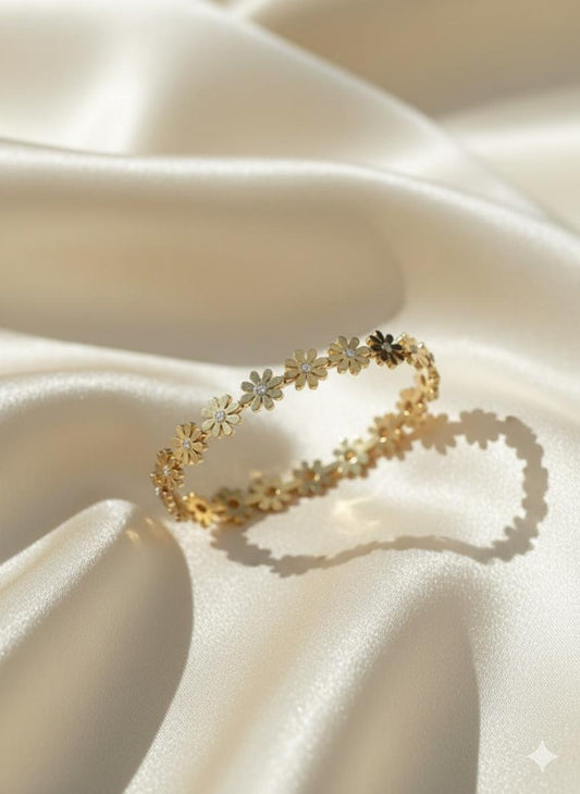 Daisy Radiance Bangle Bracelet