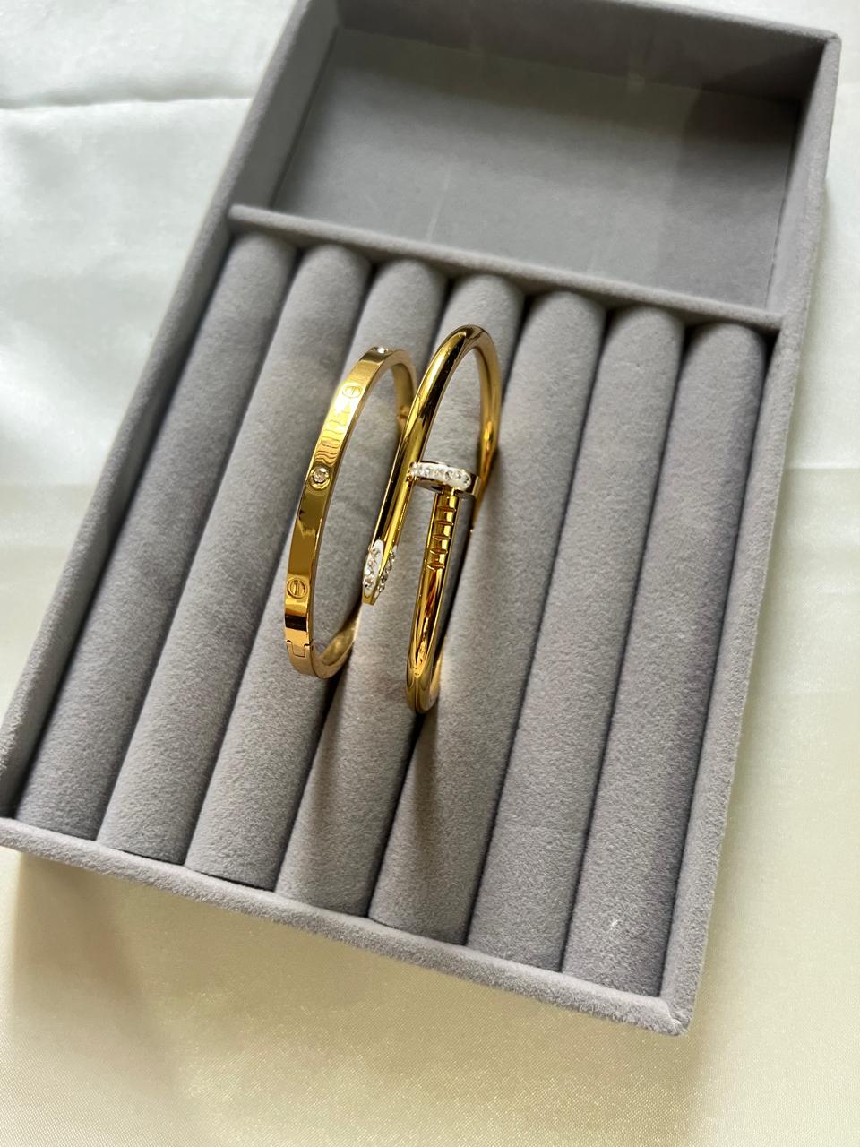 Nail Cartier Combo Bangle Bracelet