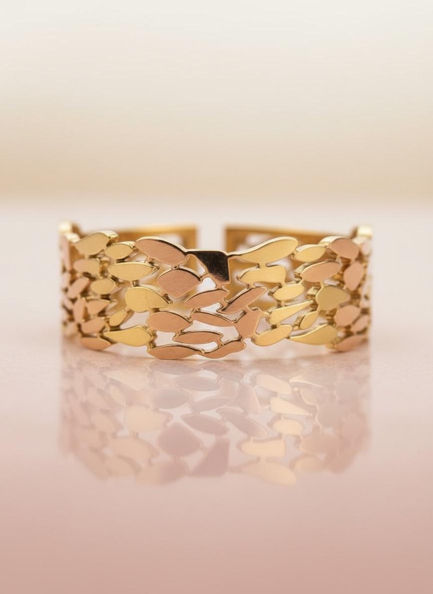 Golden Shiny Scale Bangle Bracelet