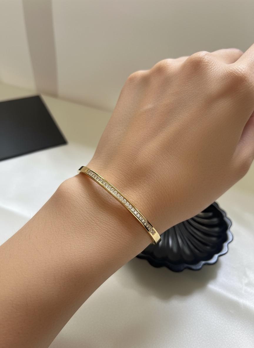 Stone Rush Single Line Bangle Bracelet