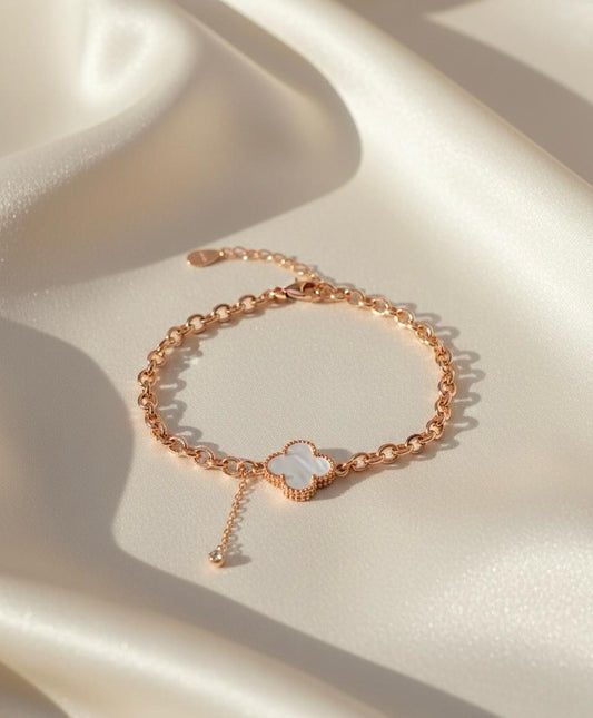Mono White Clove Charm Bracelet