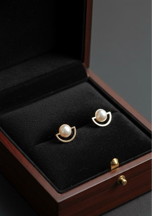 Pretty Pearl Rose Gold Stud Earrings